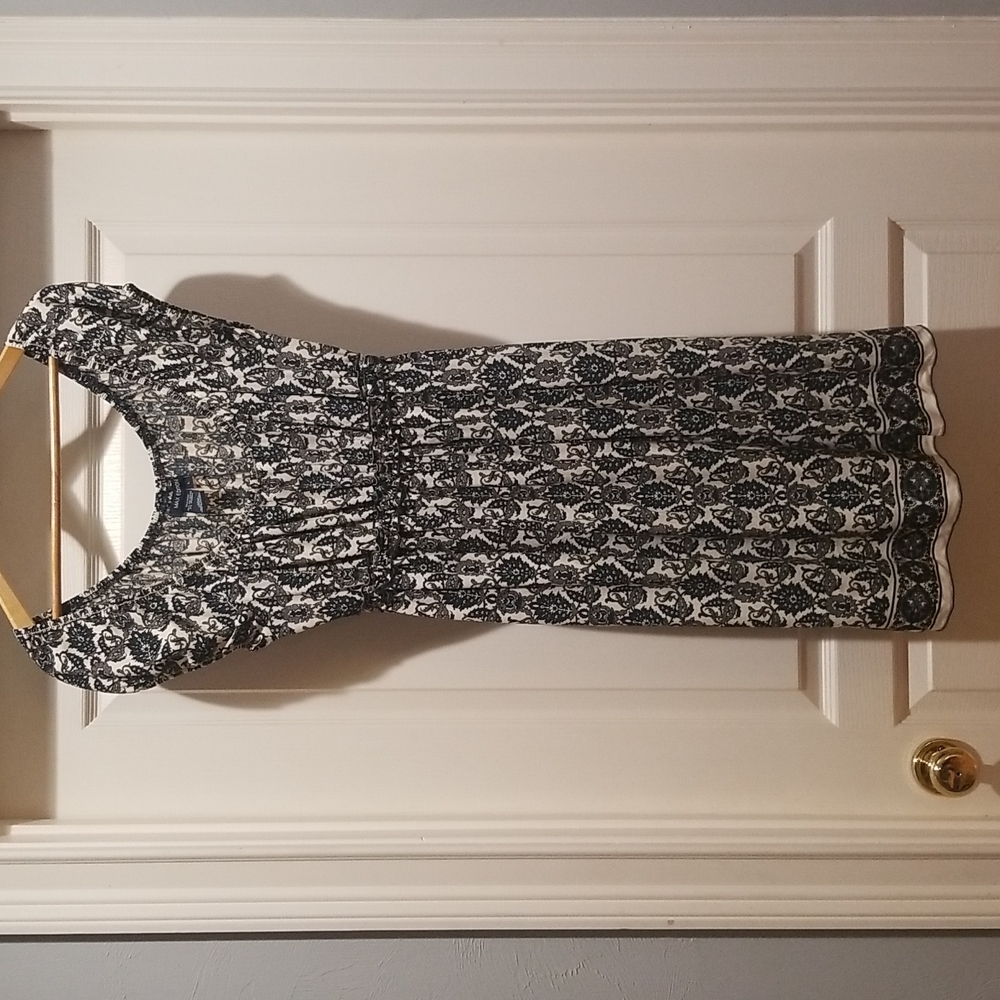 Stretchy, blue cream, gray paisley peasant dress